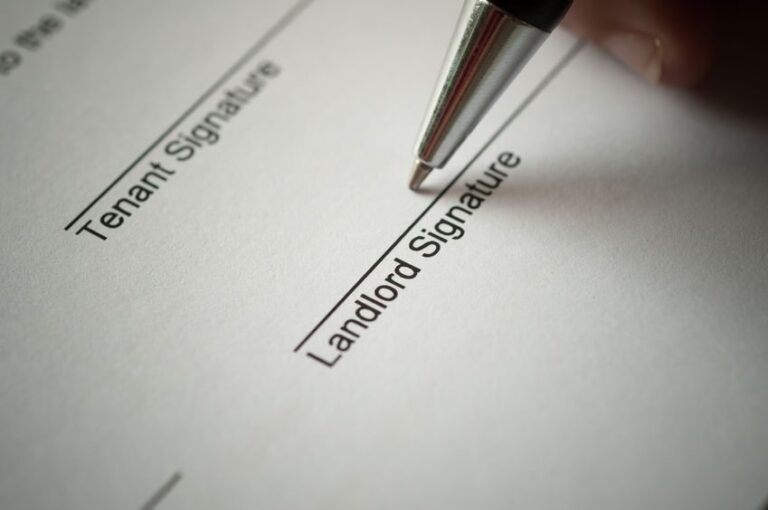 Why Landlord Notification During Mergers and Acquisitions Is Critical for Deal Success