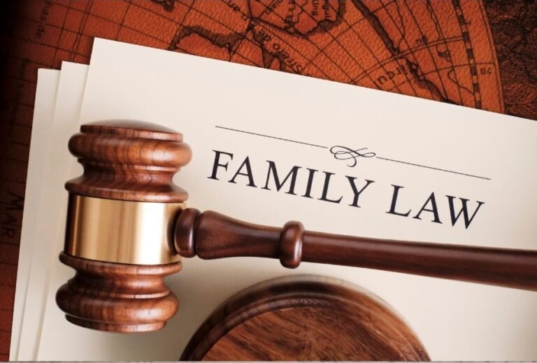 Working With a Family Law Lawyer: Practical Tips to Navigate Divorce and Separation Effectively